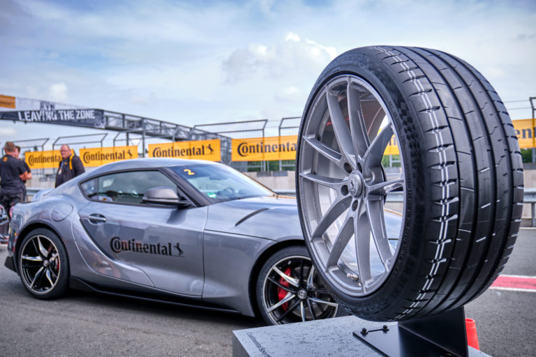 Continental SportContact 7: tecnología, pruebas y principales competidores