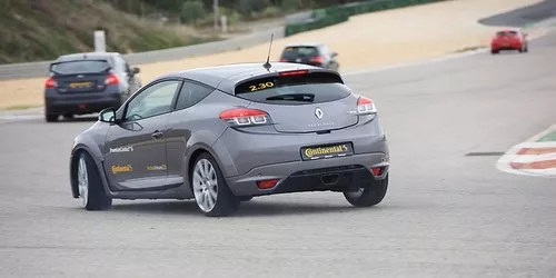 Continental PremiumContact 5 Miniatura 748x374