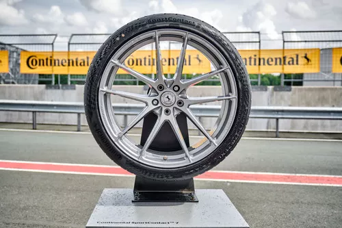 Continental SportContact 7 Miniatura 4724x3150