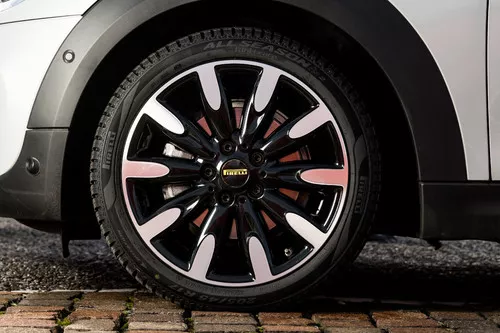 Pirelli Cinturato All Season SF2 Miniatura 3543x2357