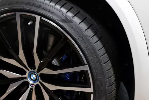 Pirelli P ZERO Miniatura 2448x1633